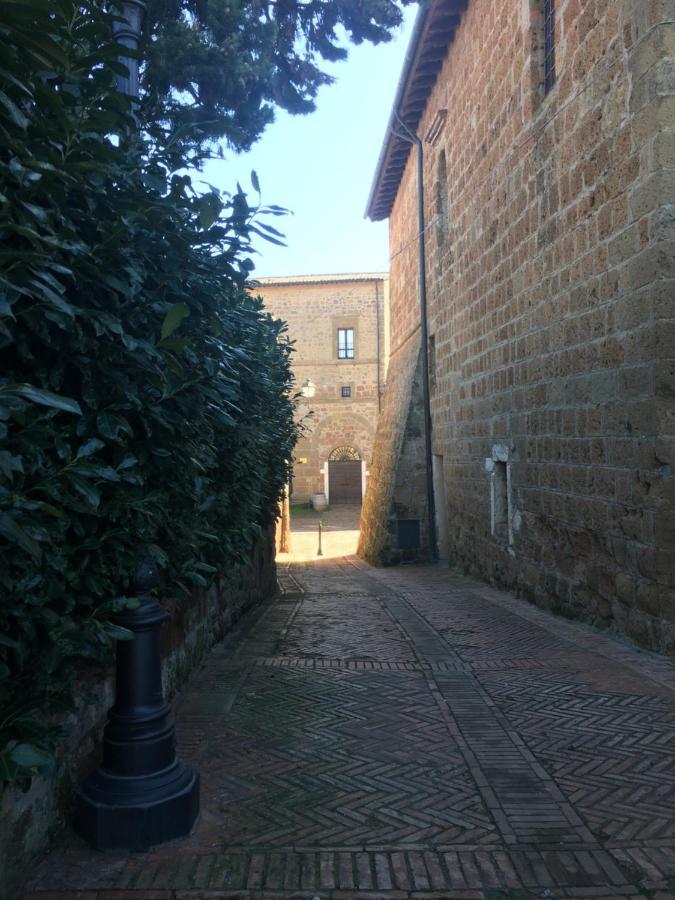 Notti Etrusche A Guest house Sovana