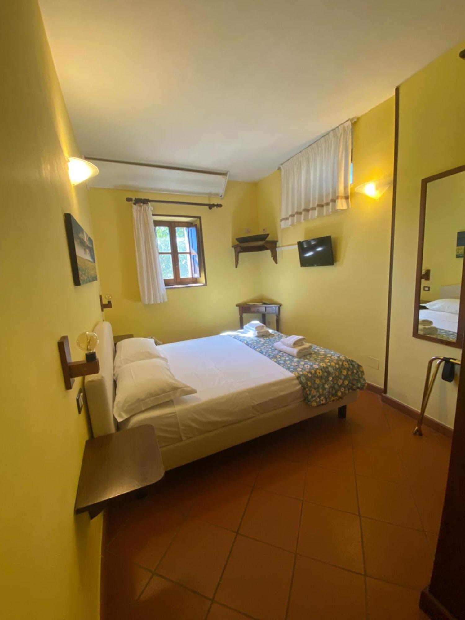 Notti Etrusche A Guest house Sovana
